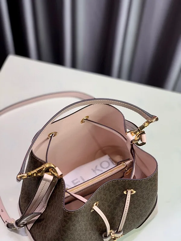 All Categories Official Website "Brand Women's Bags" Women's Bags 💙 MK 2023 New MK Bucket Bag